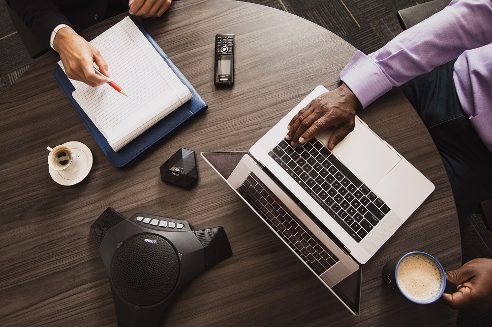 il sistema di videoconferenza di infonet torino perfetto per chiamate di gruppo e smart working